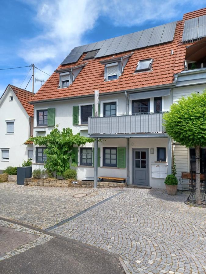 Giebelzimmer Mit Weinbergblick Stetten  Exteriér fotografie